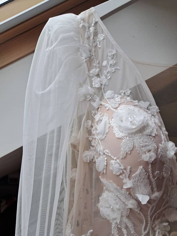 Retouche manche robe mariée - CDaDa création